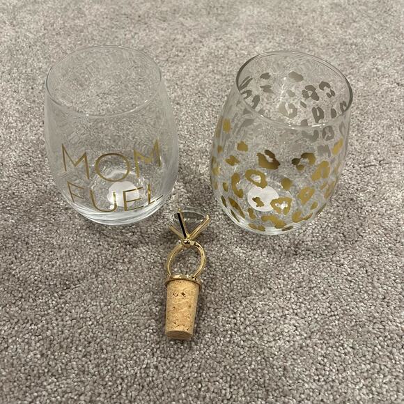 NWB Mom Fuel Cheetah Wine Glass Set Two Stemless Glasses and Cork Stopper - Picture 4 of 7